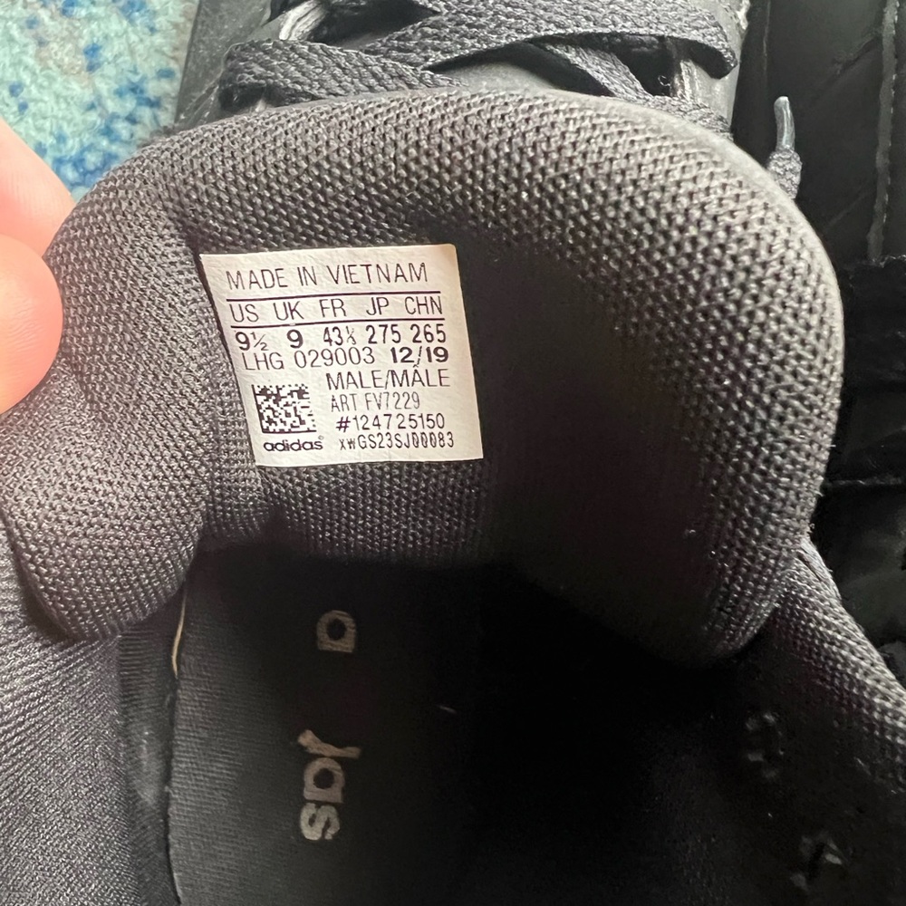 ADIDAS Hoops 2.0 Mid | Black on Black | US Men 9.5 | Good Condition - Picture 7 of 7